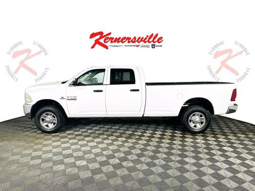 2017 RAM 2500 Tradesman Crew Cab 4x4 8' Box