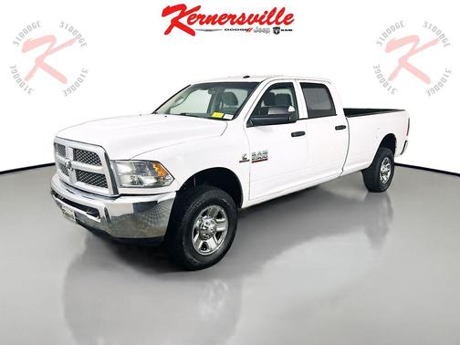 2017 RAM 2500 Tradesman Crew Cab 4x4 8' Box