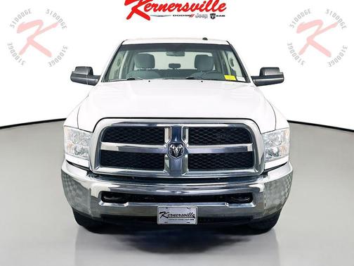 2017 RAM 2500 Tradesman Crew Cab 4x4 8' Box