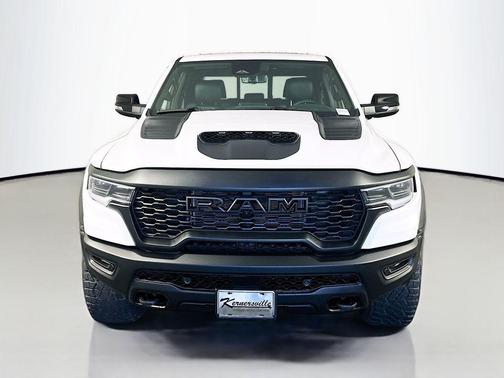 2026 RAM 1500 RHO Crew Cab 4x4 5'7' Box