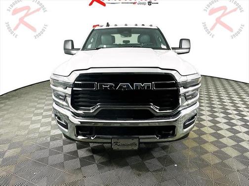 2025 RAM 2500 Tradesman Crew Cab 4x2 8' Box