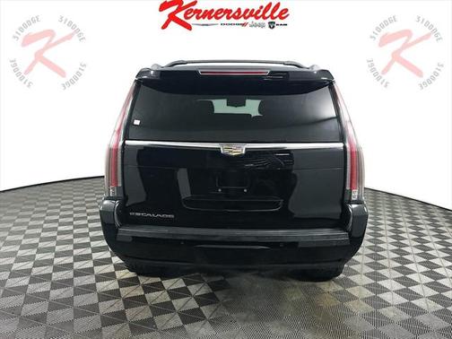 2018 Cadillac Escalade ESV Premium Luxury