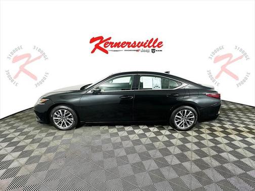 2023 Lexus ES 350 Base