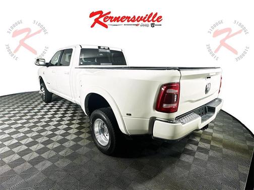 2021 RAM 3500 Laramie Crew Cab 4x4 8' Box