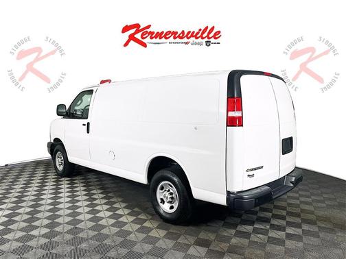 2024 Chevrolet Express 2500 RWD 2500 Regular Wheelbase WT
