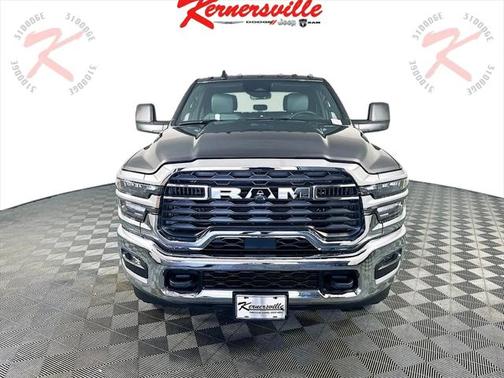 2025 RAM 2500 Tradesman Crew Cab 4x4 6'4' Box