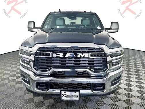 2025 RAM 3500 Tradesman Crew Cab 4x4 6'4' Box