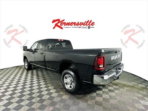 2025 RAM 2500 Tradesman Crew Cab 4x4 8' Box