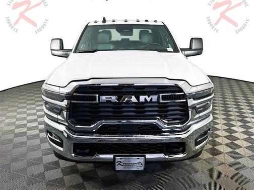 2026 RAM 3500 Tradesman Crew Cab 4x2 8' Box
