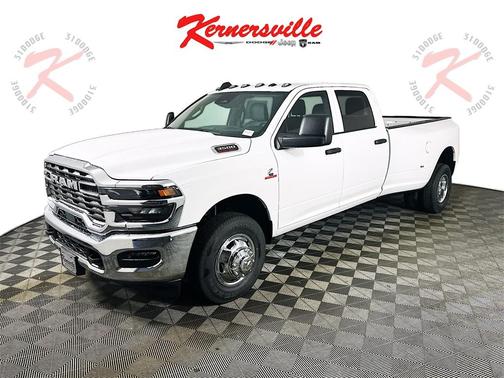 2026 RAM 3500 Tradesman Crew Cab 4x2 8' Box