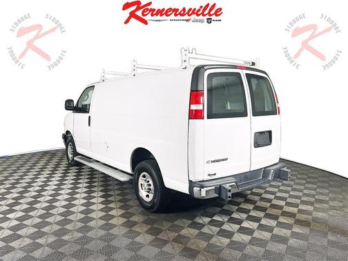 2022 Chevrolet Express 2500 RWD 2500 Regular Wheelbase WT