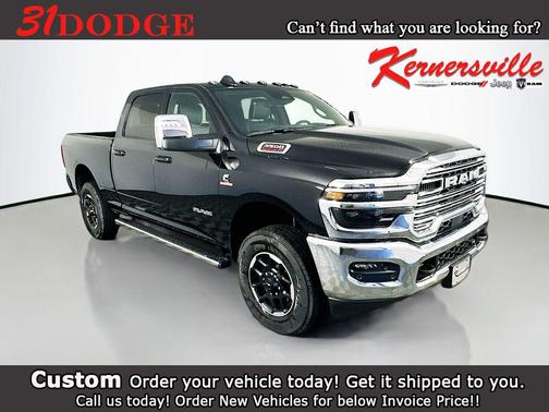Diamond Black Crystal Pearlcoat 2025 RAM 3500 Laramie Crew Cab 4x4 6'4' Box