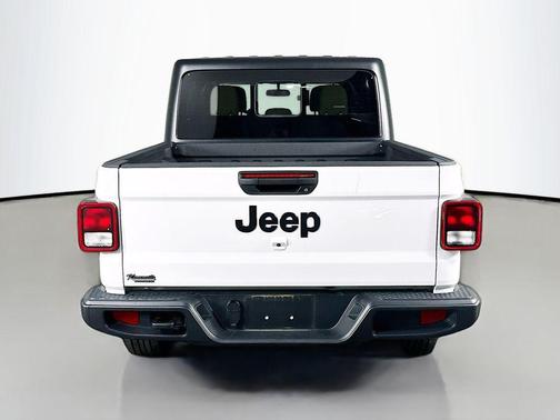 2023 Jeep Gladiator Sport S