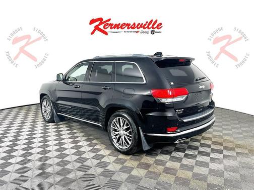 2018 Jeep Grand Cherokee Summit