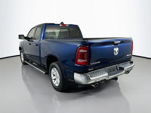 Patriot Blue Pearlcoat 2021 RAM 1500 Laramie