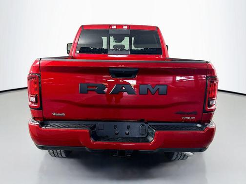 Molten Red Pearlcoat 2026 RAM 2500 Black Express Crew Cab 4x4 6'4' Box