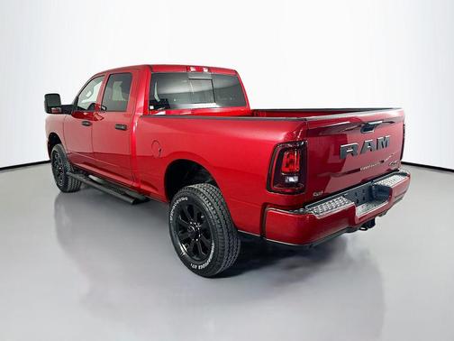 Molten Red Pearlcoat 2026 RAM 2500 Black Express Crew Cab 4x4 6'4' Box