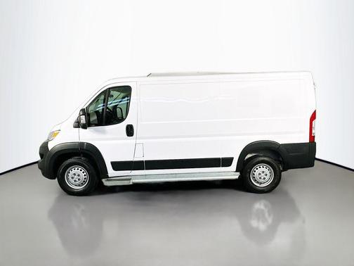 Bright White Clearcoat 2025 RAM ProMaster 2500 Tradesman
