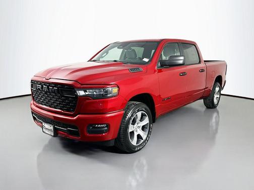 Molten Red Pearlcoat 2026 RAM 1500 Express