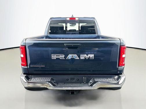 Forged Blue Metallic 2025 RAM 1500 Big Horn/Lone Star