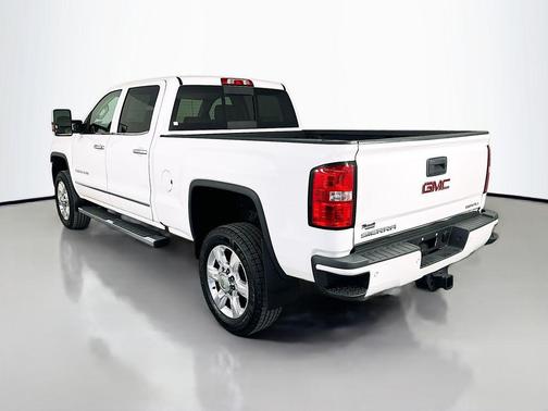 Summit White 2017 GMC Sierra 2500 Denali