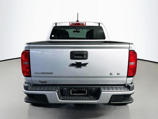 Silver Ice Metallic 2019 Chevrolet Colorado WT