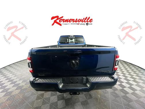 2023 RAM 3500 Laramie Crew Cab 4x4 8' Box