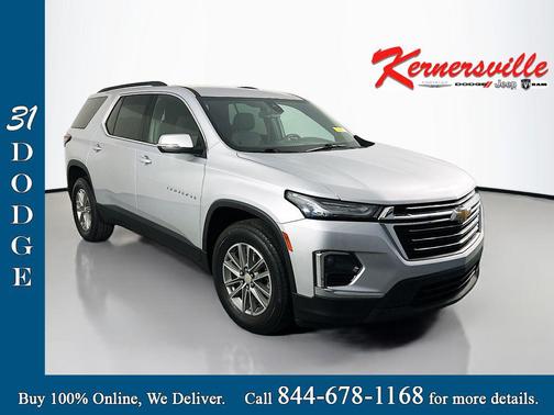 Silver Ice Metallic 2022 Chevrolet Traverse LT Cloth