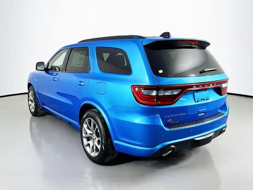 B5 Blue 2026 Dodge Durango GT Premium HEMI V8