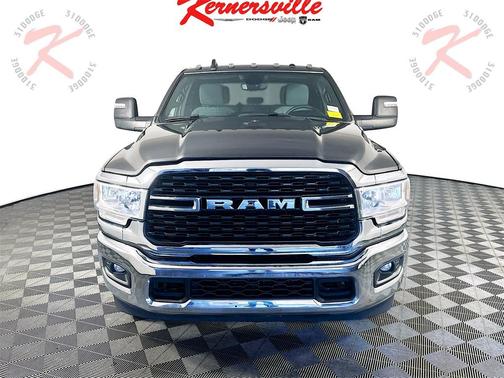 2023 RAM 3500 Big Horn Crew Cab 4x4 8' Box