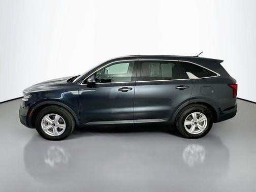 Gravity Grey 2023 Kia Sorento LX
