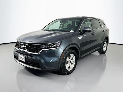 Gravity Grey 2023 Kia Sorento LX