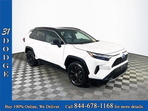 2022 Toyota RAV4 Hybrid SE
