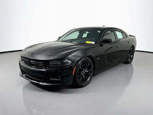 Pitch Black Clearcoat 2018 Dodge Charger R/T