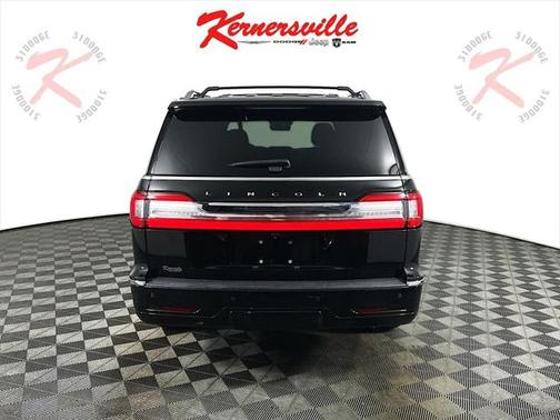 2018 Lincoln Navigator Select