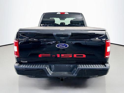 SHADOW BLACK 2018 Ford F-150 XLT