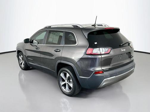 Granite Crystal Metallic Clearcoat 2019 Jeep Cherokee Limited