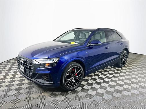 2023 Audi Q8 55 Prestige
