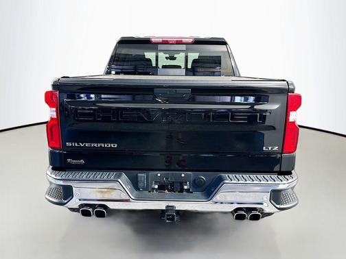 Black 2022 Chevrolet Silverado 1500 Limited LTZ