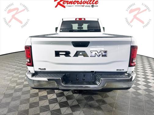2025 RAM 2500 Tradesman Crew Cab 4x2 8' Box