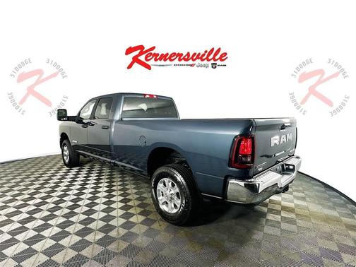 2025 RAM 2500 Big Horn Crew Cab 4x4 8' Box