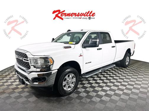 2023 RAM 2500 Big Horn Crew Cab 4x4 8' Box