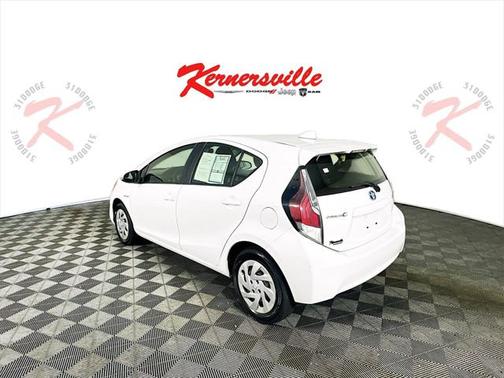 2016 Toyota Prius c Two