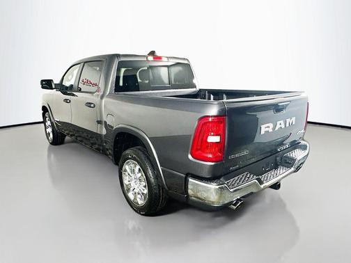 Granite Crystal Metallic Clearcoat 2026 RAM 1500 Big Horn/Lone Star