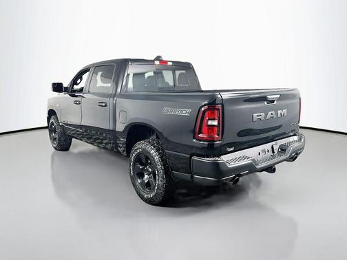 2026 RAM 1500 Warlock Crew Cab 4x4 5'7' Box