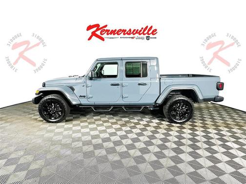 2025 Jeep Gladiator Nighthawk