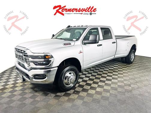 2026 RAM 3500 Tradesman Crew Cab 4x4 8' Box