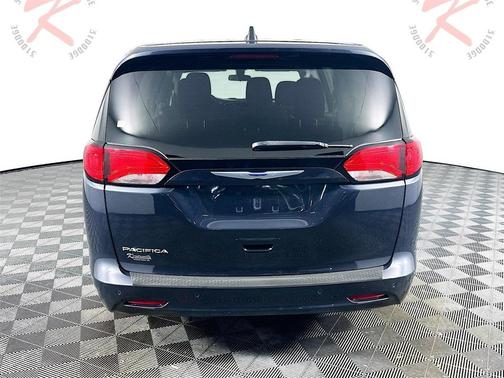 2019 Chrysler Pacifica L