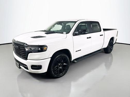 Bright White Clearcoat 2026 RAM 1500 Laramie