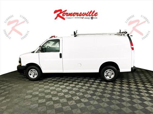 2022 Chevrolet Express 2500 RWD 2500 Regular Wheelbase WT